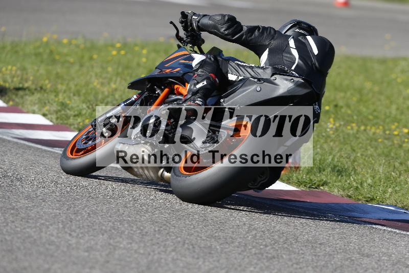 /55 20.09.2025 Speer Racing ADR/Gruppe rot/33